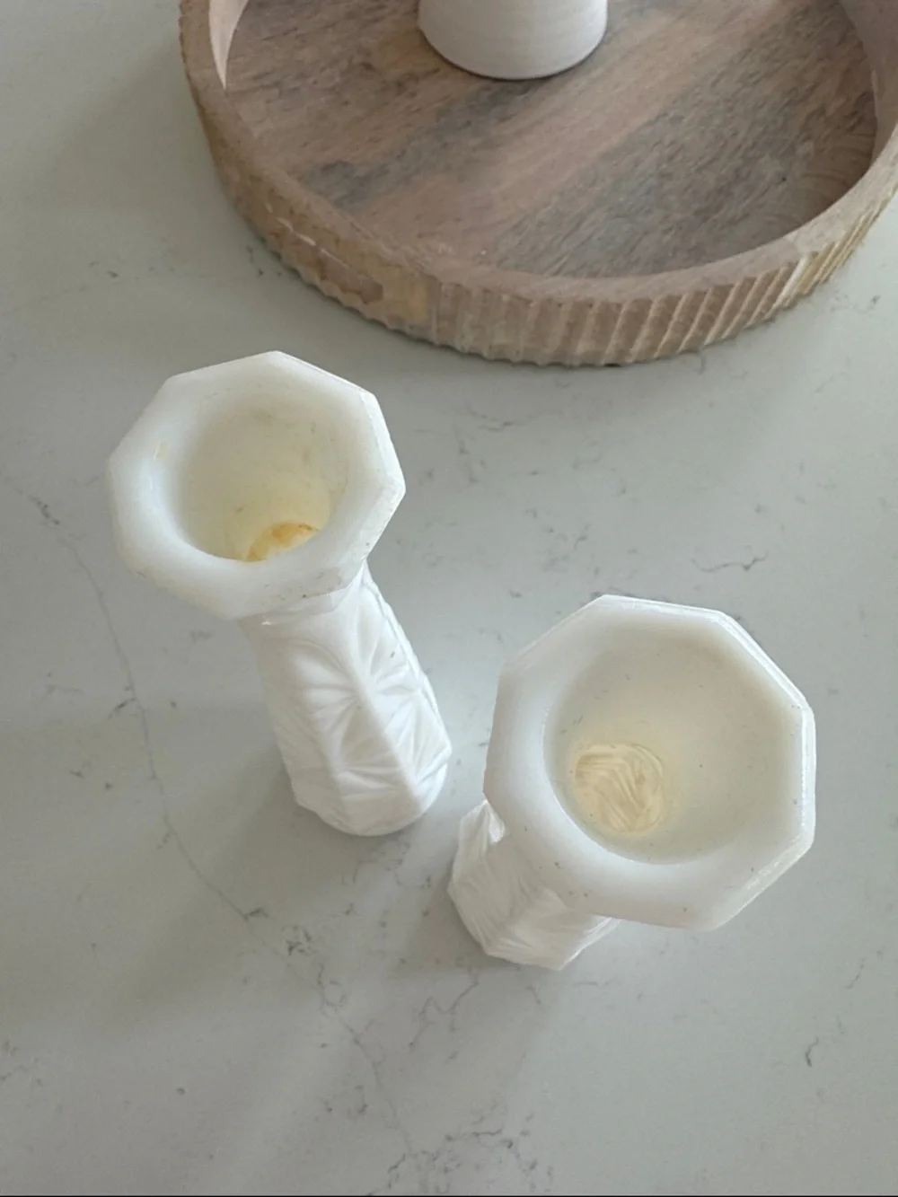 Vintage Set Hoosier Glass starburst pattern milk glass bud vases, 50,/60’s